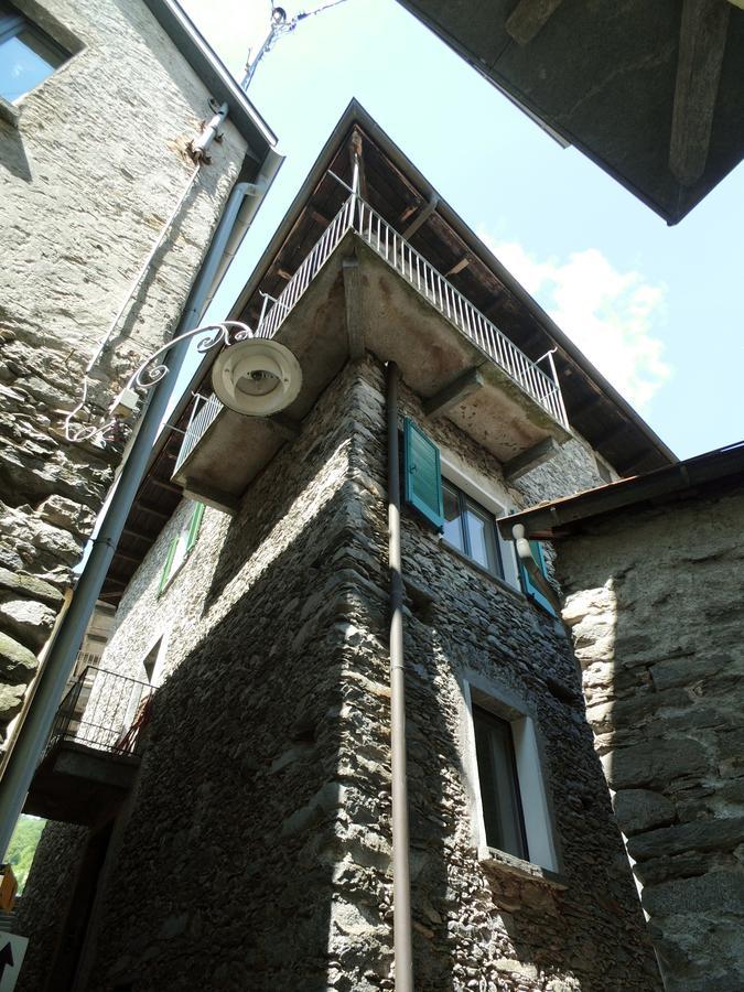 Appartement "Luigi Loft" Intragna Exterior foto